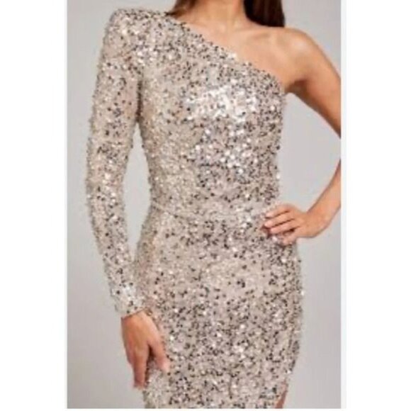 Fashion Nova Champagne One Shoulder Sequin Gown W/Side Slit Size M - Picture 8 of 11